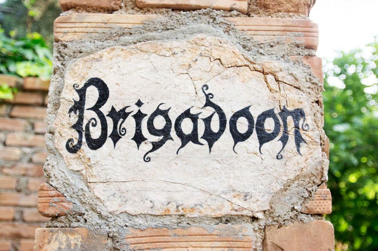 Villa Brigadoon Corfu アギオス・イオアニス・ペリステリオン エクステリア 写真